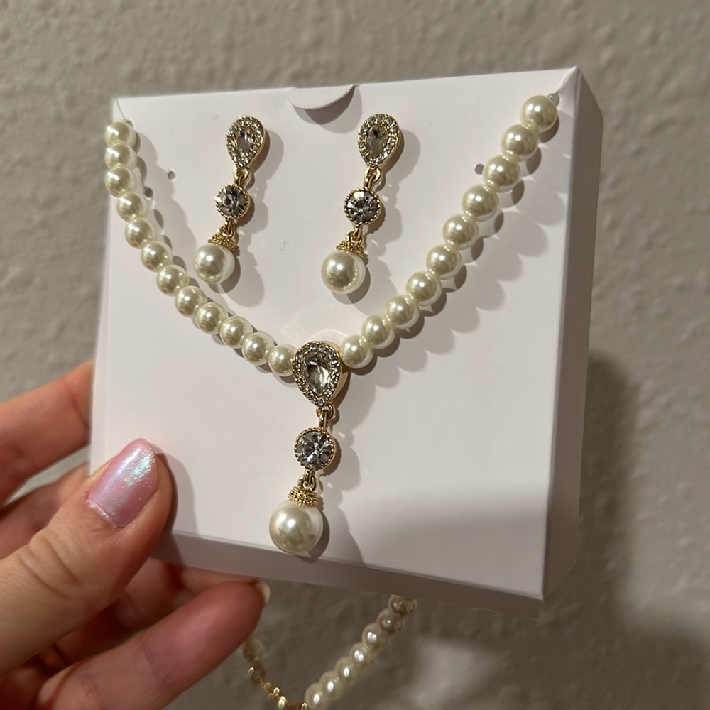 Charter Club Gold-tone white pearl necklace and earring set